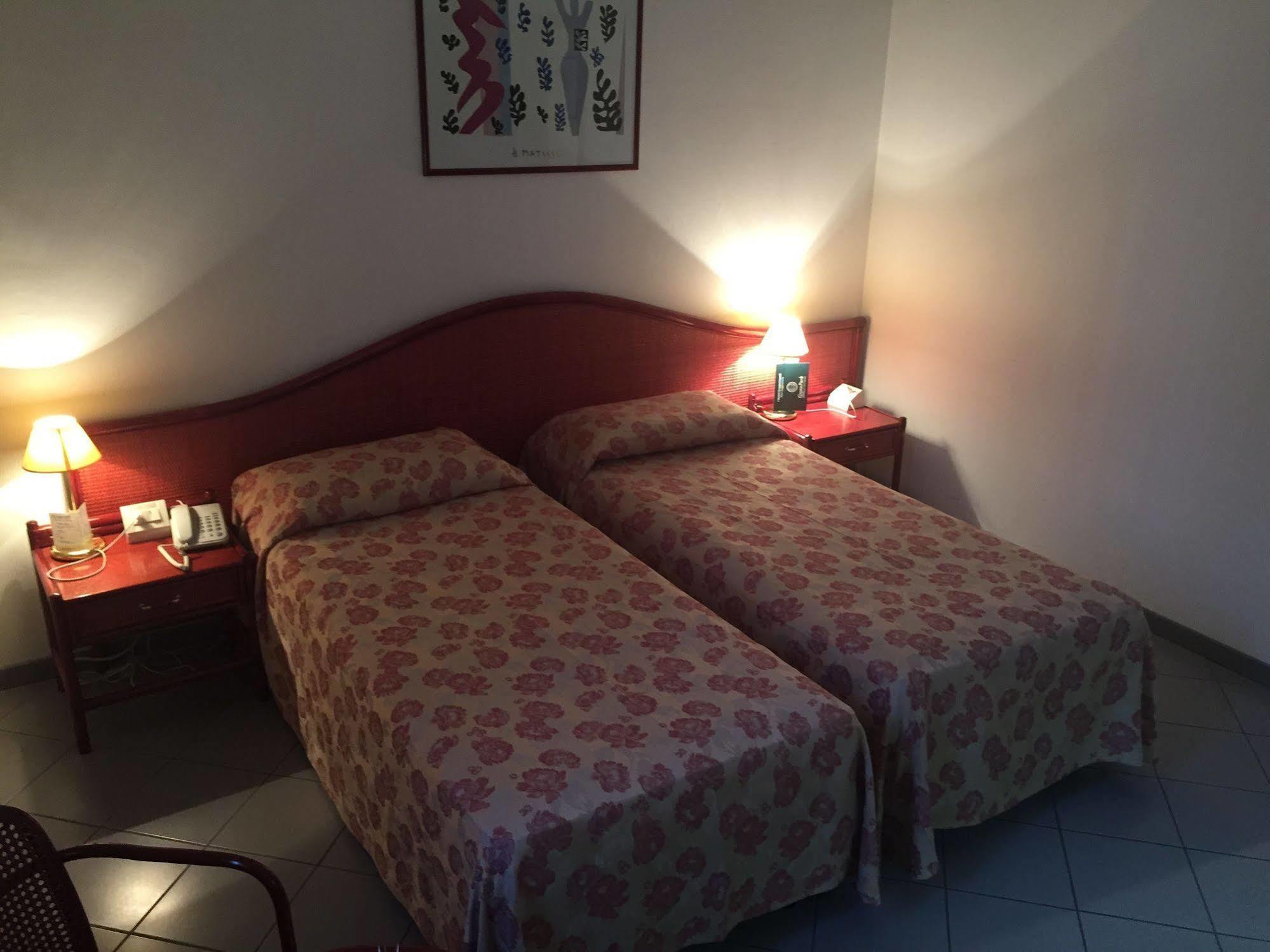 Green Park Bologna Residence Экстерьер фото