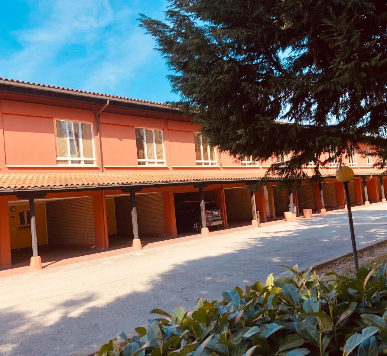 Green Park Bologna Residence Экстерьер фото